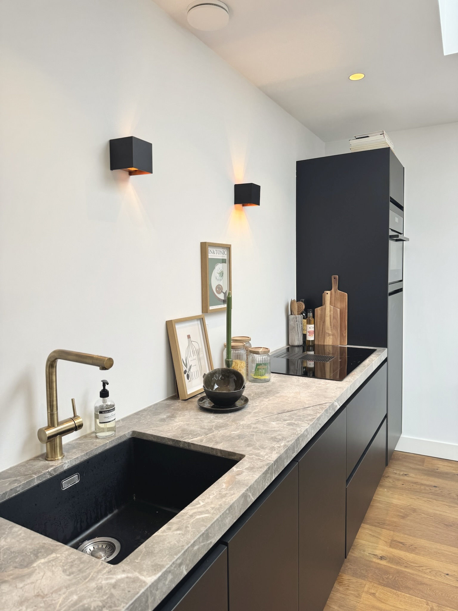 Moderne Keuken in appartement in de Laurierstraat in Amsterdam interieuradvies